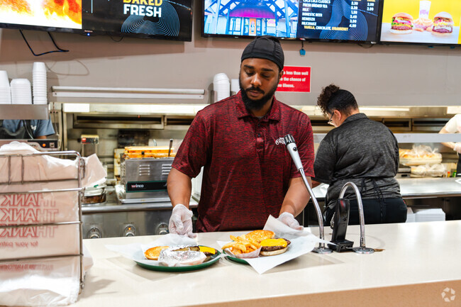 The burgers at W.W. Cousins are exceptionally delicious and serves the Springlee Neighborhood.