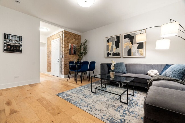 618 W Patterson Ave unit ID1354353P, Chicago, IL 60613 - photo 4