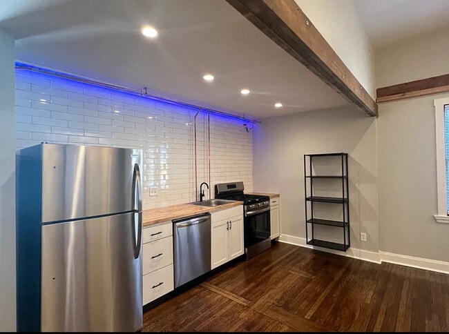 6085 Montgomery Rd unit 3, Cincinnati, OH 45213 - photo 5