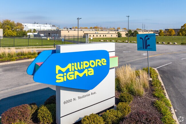 Fairfield’s location near major employers like MilliporeSigma makes commuting simple.