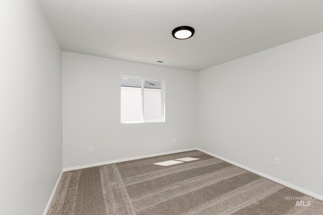 349 N Madrone Ave, Kuna, ID 83634 - photo 2