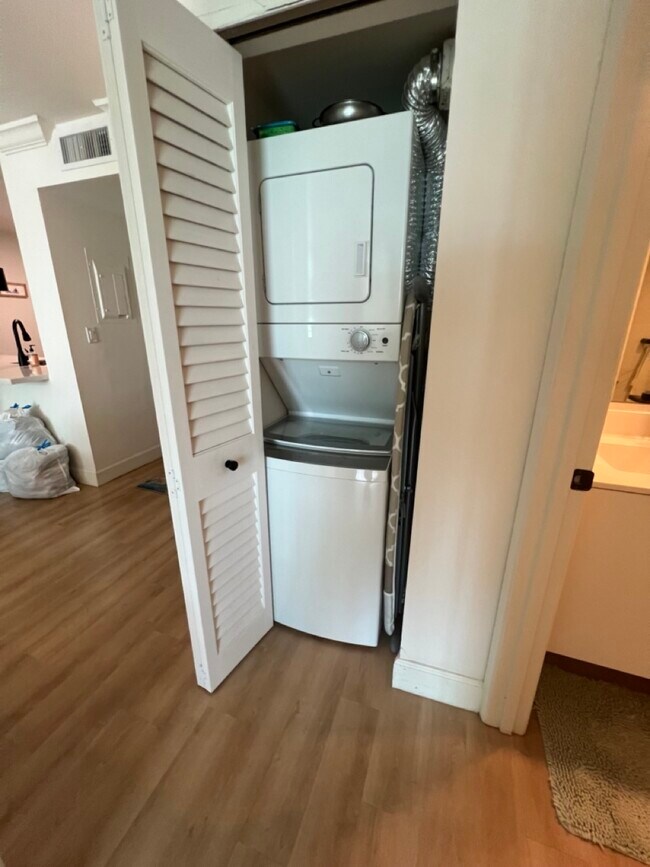 1500 Brickell Ave unit Building A, Miami, FL 33129 - photo 6