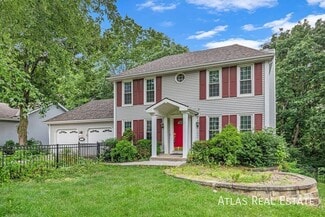 7924 N Michigan Ave, Kansas City, MO 64118