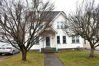 730 Pine St Unit 730.5 Upstairs, Meadville, PA 16335