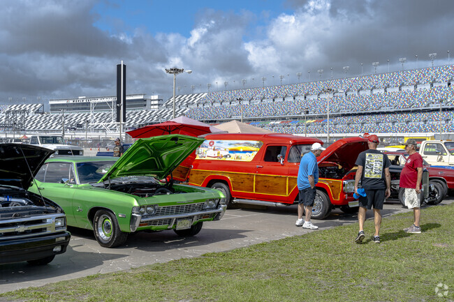 Daytona International Speedway near Georgetowne hosts races and events all year.
