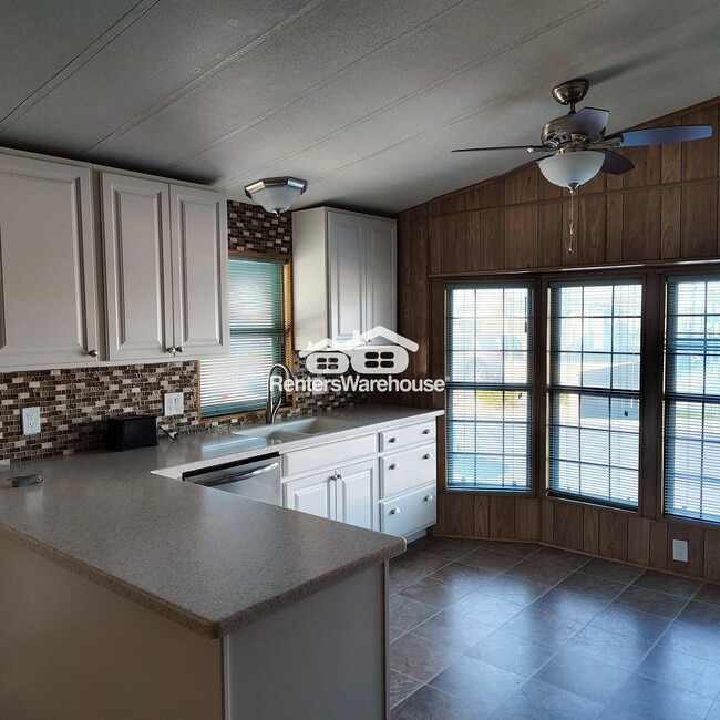 5735 E Mcdowell Rd, Mesa, AZ 85215 - photo 2