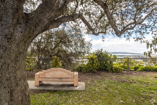 Bay Ho Neighborhood Cadman Community Park.