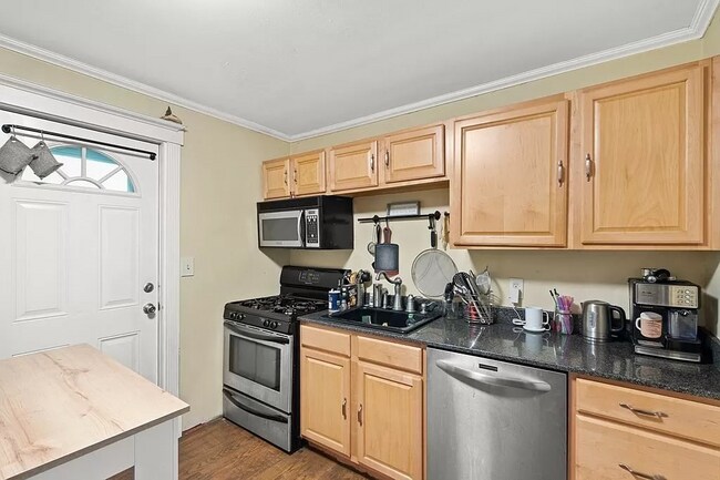 45 Gordon St unit 3, Allston, MA 02134 - photo 5