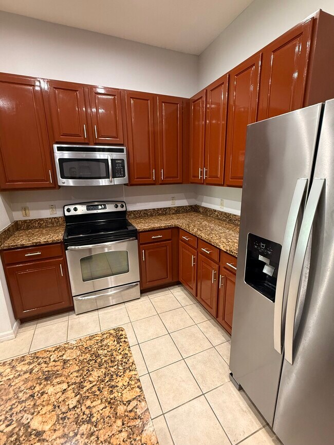 3712 Avalon Park Blvd E unit Avalon Park Apartmen, Orlando, FL 32828 - photo 3