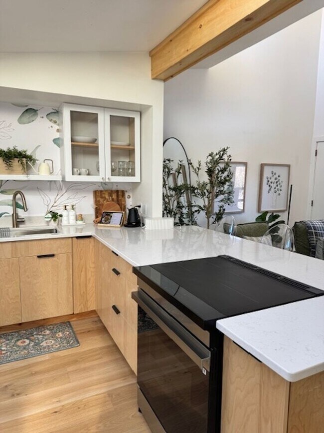 148 E Hill Rd, South Woodstock, VT 05071 - photo 4