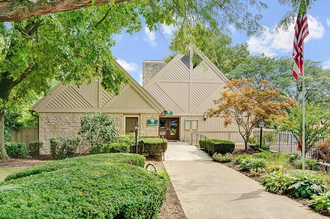 4819 Middletowne St unit I, Columbus, OH 43214 - photo 7