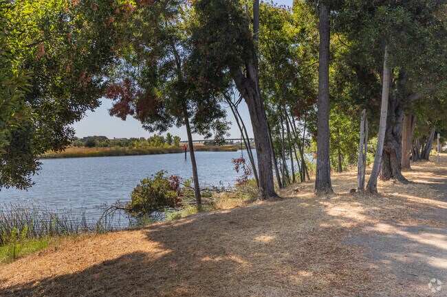 Fuller Park is very close to the Napa River.