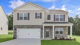 1067 Misty Creek Dr, Aberdeen, NC 28315