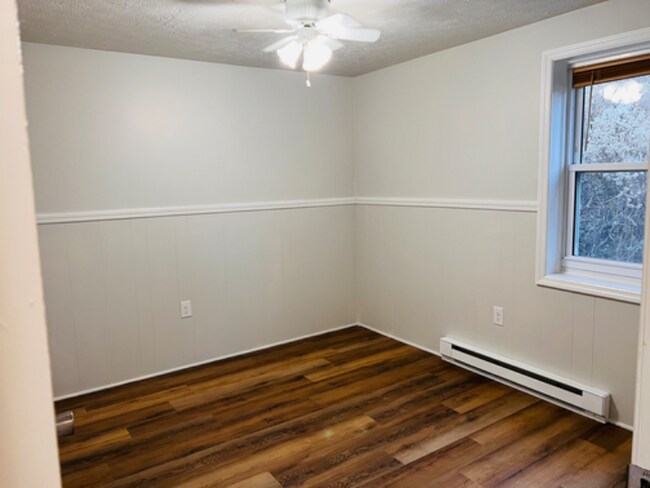 44 Radio Station Rd unit 3B, Berkeley Springs, WV 25411 - photo 5