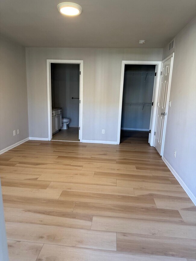 5560 Pine Aires Dr unit 5560 Pine Aires Dr, Sterling Heights, MI 48314 - photo 5