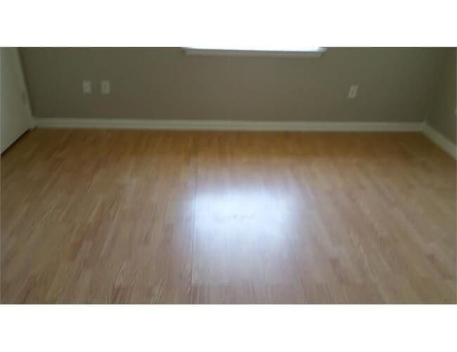 10921 Roger Dr, New Orleans, LA 70127 - photo 5