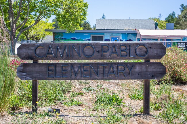 Camino Pablo Elementary is a small school in Moraga.