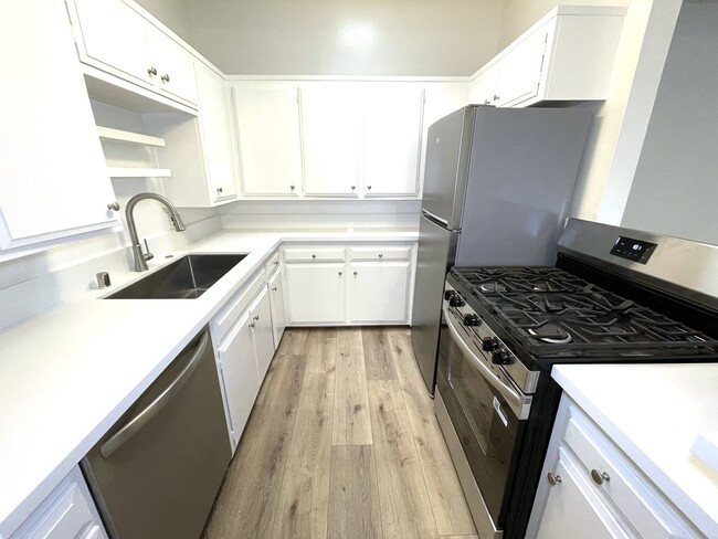 3615 Keystone Ave, Los Angeles, CA 90034 - photo 3