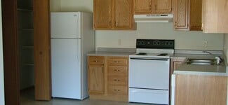 711 N Plum St, Vermillion, SD 57069