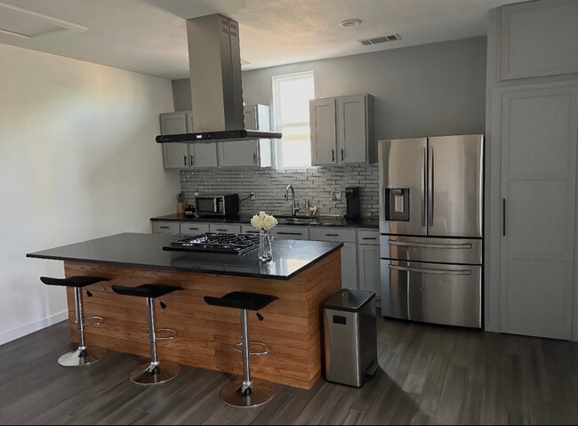 4813 Owenwood Ave, Dallas, TX 75223 - photo 5