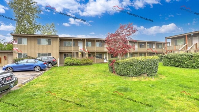 Crystal Springs Apartments, Tacoma, WA 98444 - photo 3