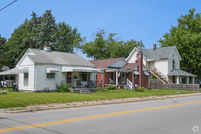 Rows of unique homes line the streets of Saint Lawrence McAllister.