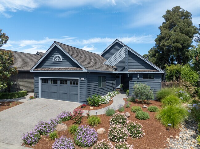 Craftsman homes and landscaped yards are a staple in Yountville.