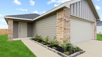 1010 Bluegill Ln, Alvin, TX 77511