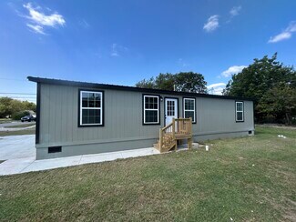 305 W Broadway Ave, Ponca City, OK 74601