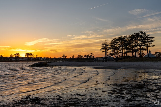 Enjoy a fine sunset from the small beaches available in Long Neck.