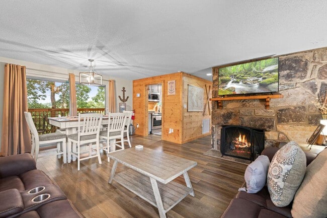 2140 Battle Hill Rd unit ID1367038P, Pigeon Forge, TN 37863 - photo 2