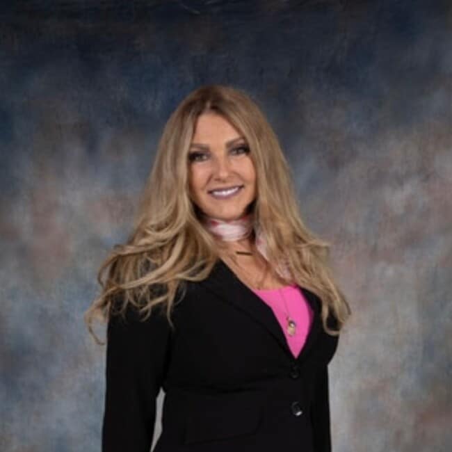 Robin Smith Real Estate Agent in Dayville, CT