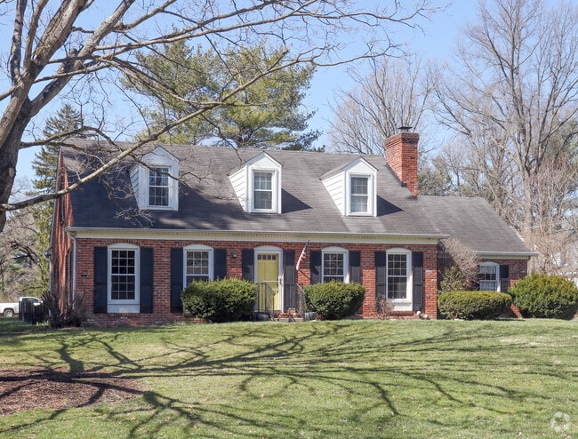 Well-manicured lawns are common throughout the North Central neighborhood.