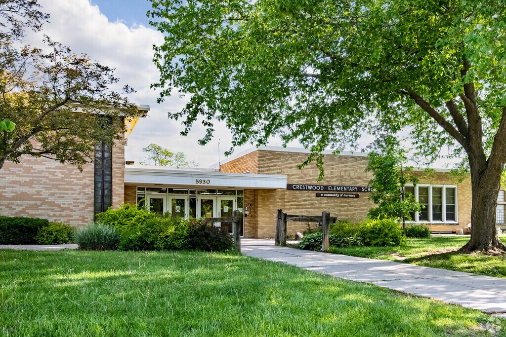 Parents may send their kids to Crestwood Elementary School.