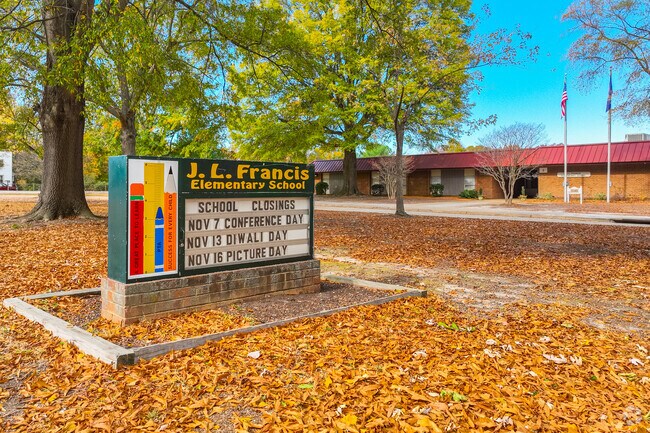 Welcome to J.L. Francis Elementary School located in Richmond, VA.