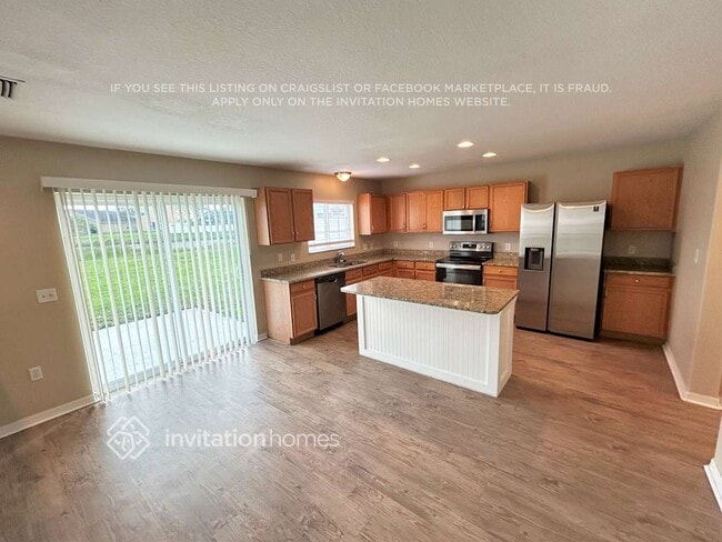 7491 Hunters Greene Cir, Lakeland, FL 33810 - photo 6