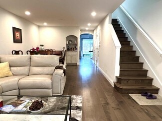 870 Fremont St Unit 203, Santa Clara, CA 95050