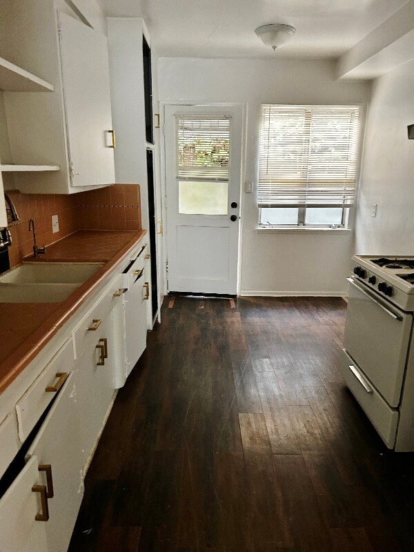1850 N La Brea Ave unit 5E, West Hollywood, CA 91001 - photo 7