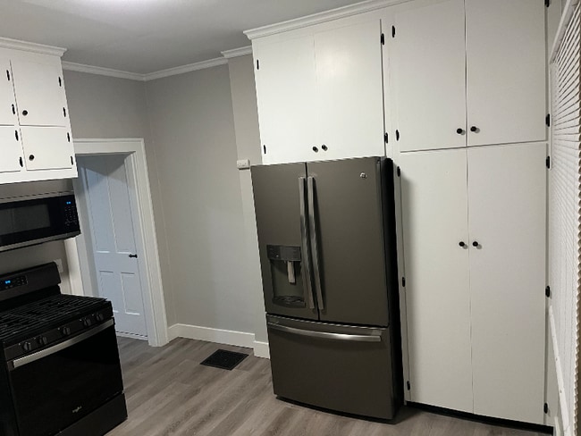 221-223-223 S State St unit 221, Westerville, OH 43081 - photo 4