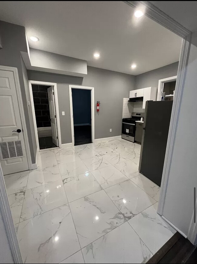 495 Clinton Ave Unit 1, Newark, NJ 07108
