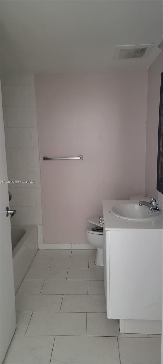 2740 SW 28th Terrace unit 405, Miami, FL 33133 - photo 3