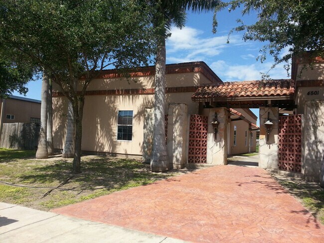 4501 N 25th Ln unit 4501 N 25th, McAllen, TX 78504 - photo 3