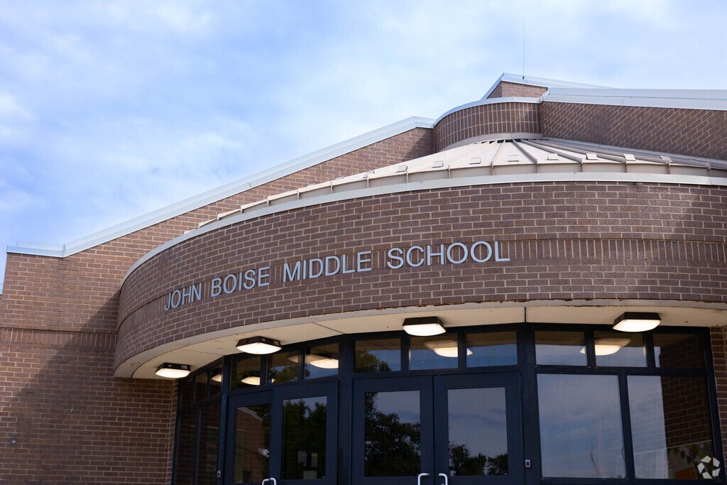 John Boise Middle School entrance near the school loop.