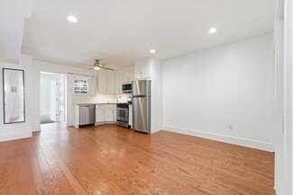 281 4th St, Jersey City, NJ 07302