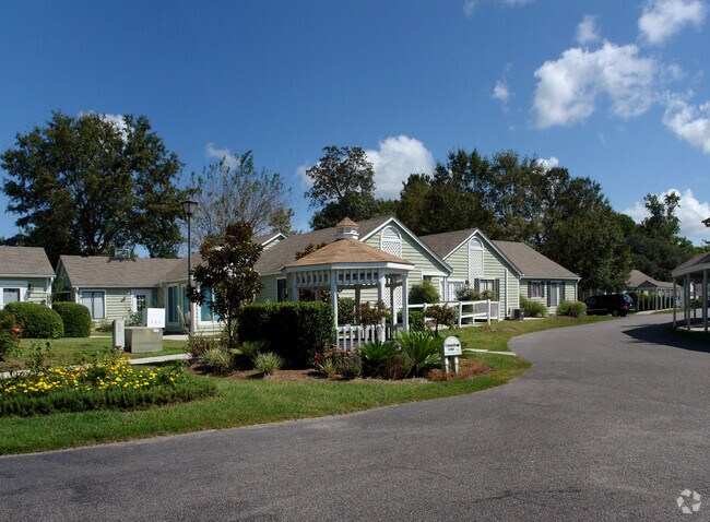 Cooper River Villages, Mount Pleasant, SC 29464 - photo 4