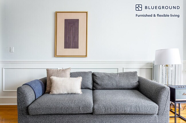 49 Worthington St unit FL3-ID341, Boston, MA 02120 - photo 3