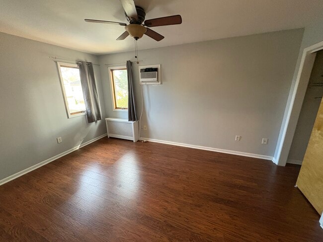 29 Wood St unit 2, Rutherford, NJ 07070 - photo 4