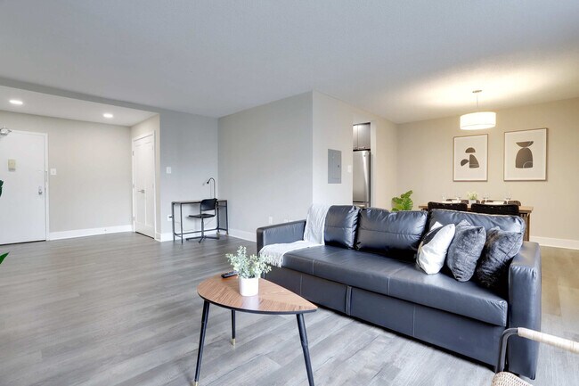 1201 S Bell St unit FL11-ID1022387P, Arlington, VA 22202 - photo 5