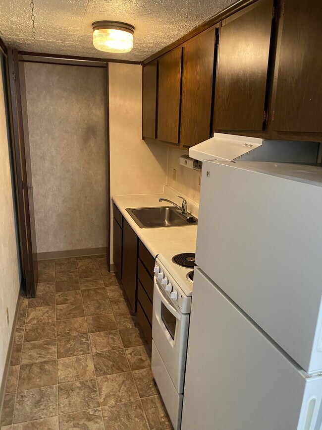 Cedargate Apartments 32 Cedargate Ct, Galion, OH