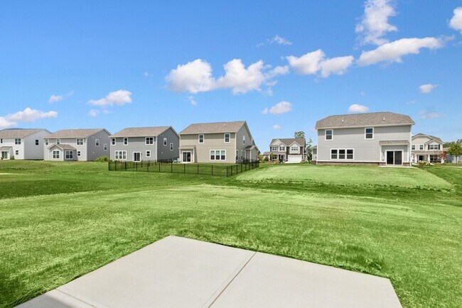 4050 Dutton Dr, Bargersville, IN 46106 - photo 4